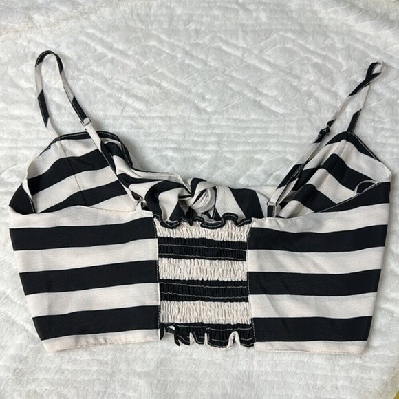 Skylar & Madison Crop Top Mini Black & White Stripes Size‎ Small - Picture 8 of 15